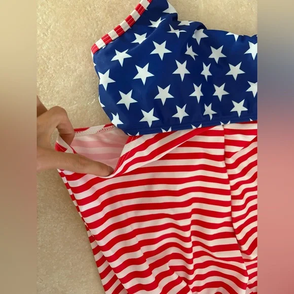 NWOT Women’s American Flag Patriotic 2 Piece Tankini Swimsuit Set - Size Medium - Picture 6 of 10